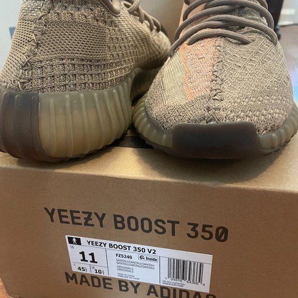 Adidas Yeezy Boost 350 V2 Santau  Size 11 main image 5